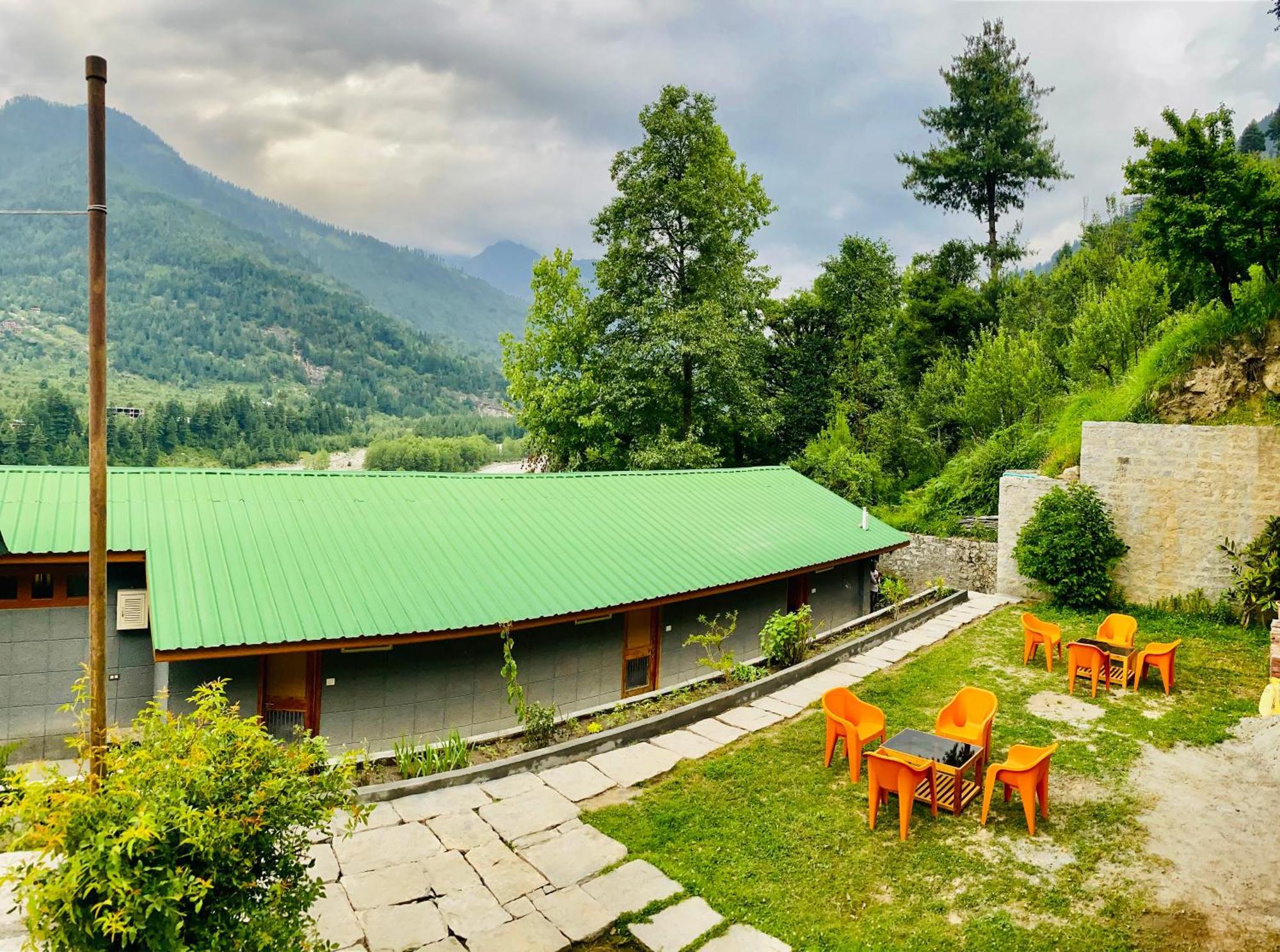 Hotel Hollywood Vibes #Riverview #Premium Rooms #Prime Location #Most Awarded #Parking #Top Rated #Open Terrace #Lawn #Best Selling Hotel In Manali Exterior photo