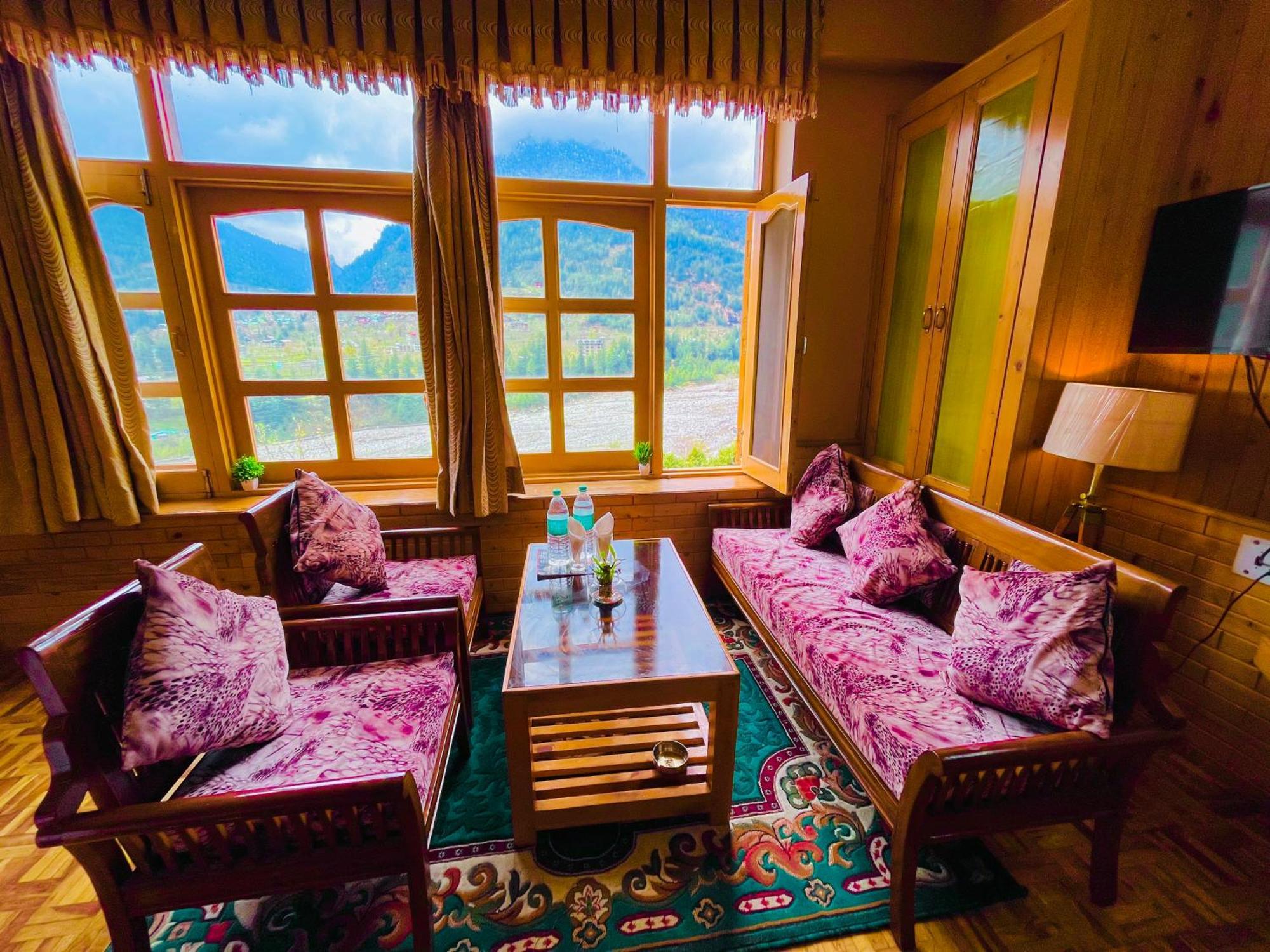 Hotel Hollywood Vibes #Riverview #Premium Rooms #Prime Location #Most Awarded #Parking #Top Rated #Open Terrace #Lawn #Best Selling Hotel In Manali Exterior photo