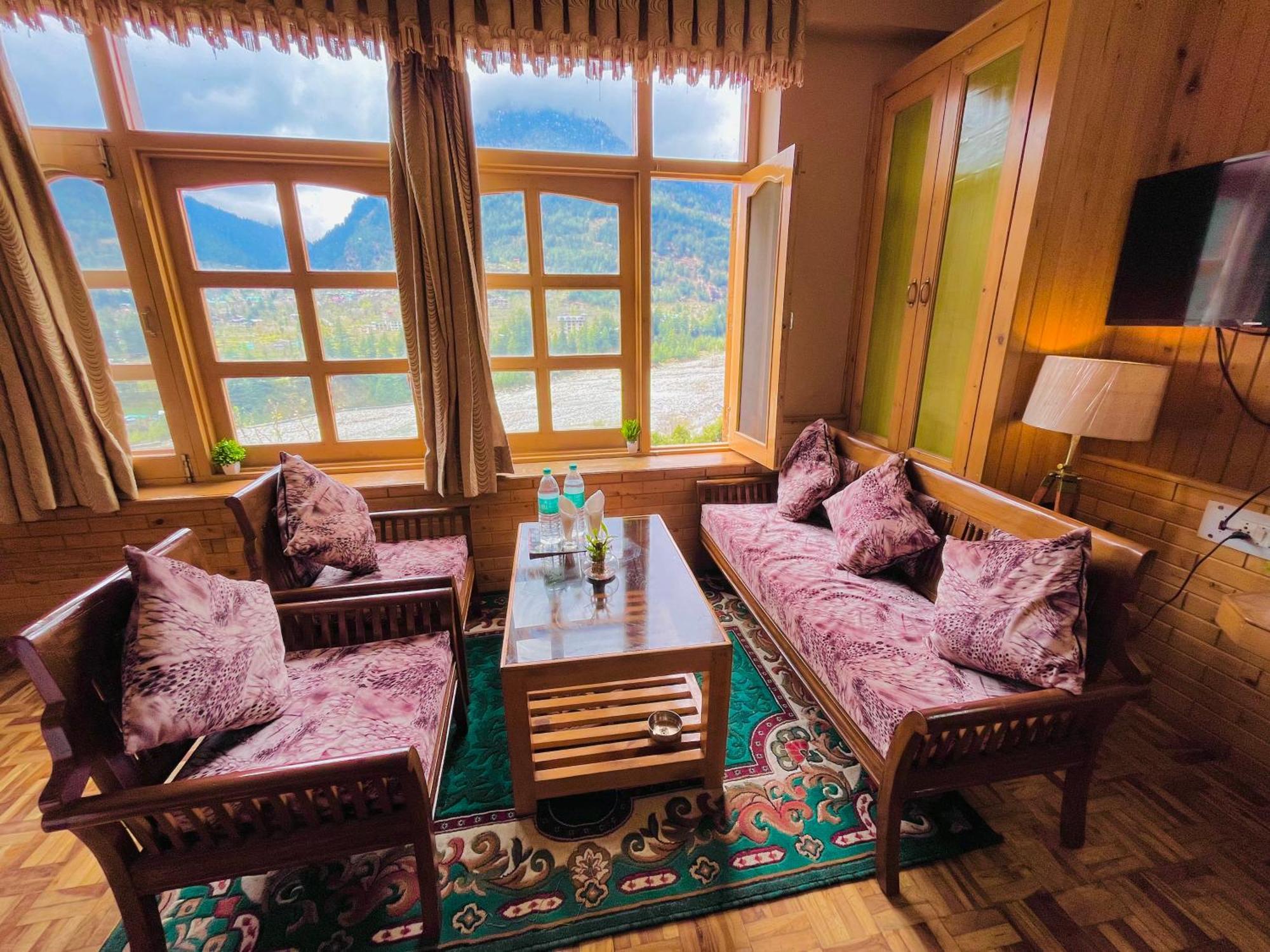 Hotel Hollywood Vibes #Riverview #Premium Rooms #Prime Location #Most Awarded #Parking #Top Rated #Open Terrace #Lawn #Best Selling Hotel In Manali Exterior photo